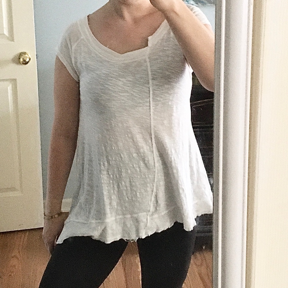 White t shirt style lounge wear top